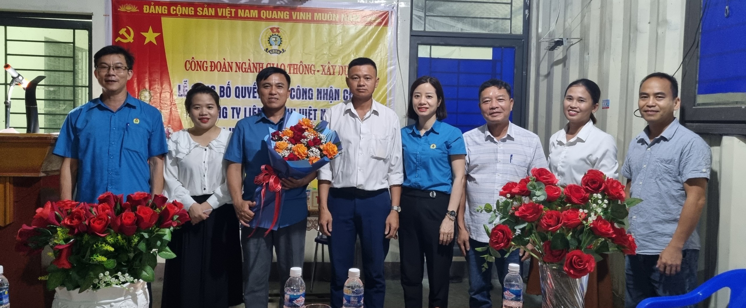 CĐN Giao thông - Xây dựng: Công bố quyết định công nhận Công đoàn cơ sở Công ty TNHH liên doanh Việt Nhật