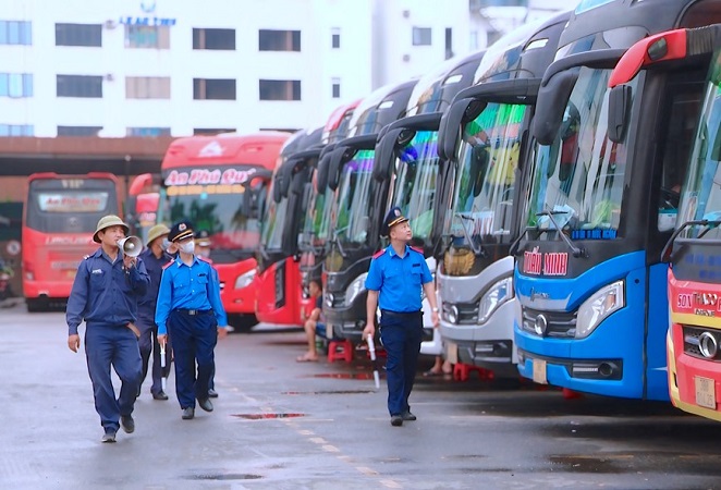 Bảo đảm trật tự, an toàn giao thông trong dịp nghỉ Lễ Quốc khánh 02-9 và tháng cao điểm an toàn giao thông cho học sinh đến trường